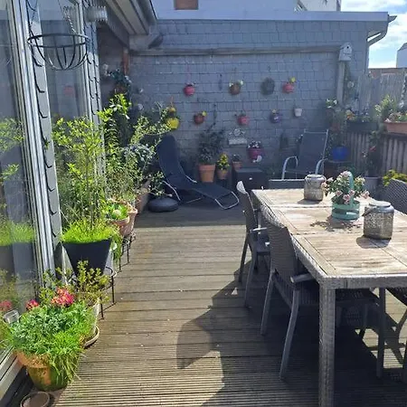 Lägenhet Penthousewohnung 126 Qm Innenstadt+ Dachterrasse *